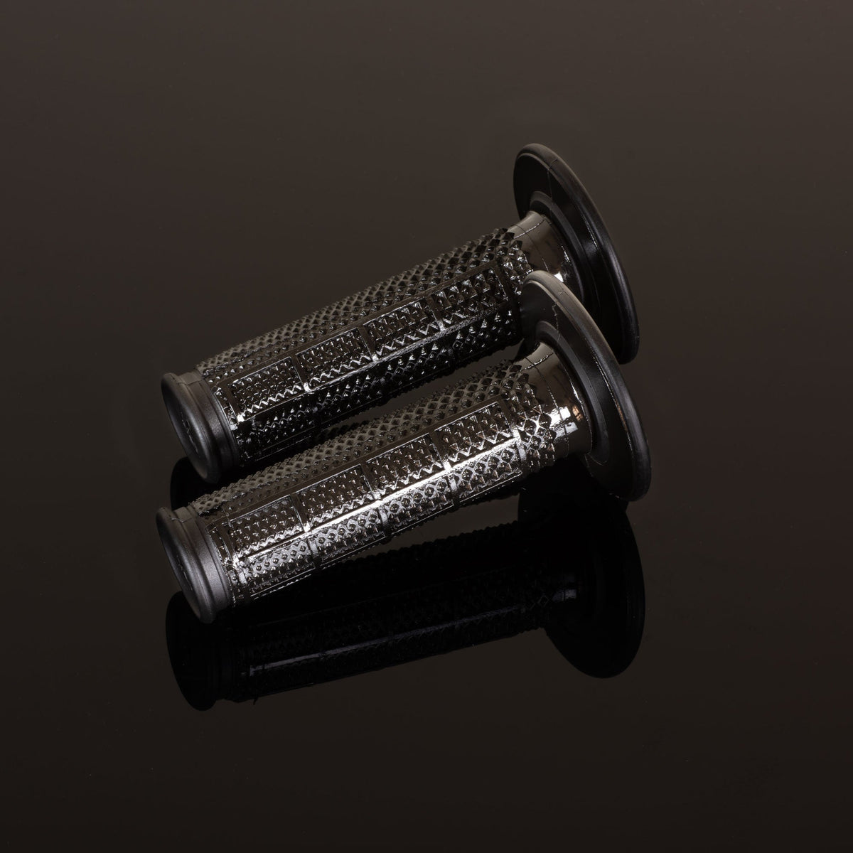Renthal MX Ultra Tacky Dual Compound Tapered 1/2 Waffle